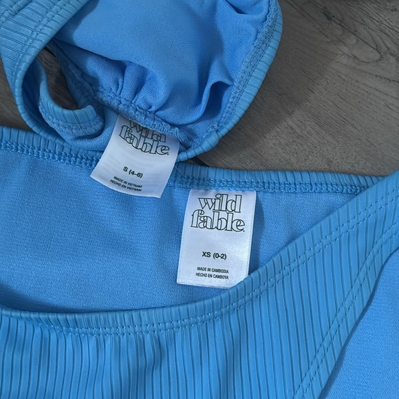 Blue bikini set - Picture 3 of 3